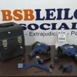 LOTE 004 - 02 RADARES MÓVEIS. (NO ESTADO) ATENÇÃO! FAZER A VISITAÇÃO ANTES DE ARREMATAR, NÃO SABEMOS SE FUNCIONA. LEILÃO NÃO TEM GARANTIA E NEM DEVOLUÇÃO, SUJEITO A POSSÍVEIS AVARIAS VISÍVEIS/OCULTAS E/OU AUSÊNCIA DE COMPONENTES.