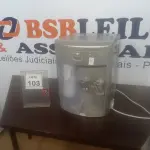 LOTE 103 - 01 PURIFICADOR DE ÁGUA. (NO ESTADO) ATENÇÃO! FAZER A VISITAÇÃO ANTES DE ARREMATAR, NÃO SABEMOS SE FUNCIONA. LEILÃO NÃO TEM GARANTIA E NEM DEVOLUÇÃO, SUJEITO A POSSÍVEIS AVARIAS VISÍVEIS/OCULTAS E/OU AUSÊNCIA DE COMPONENTES.