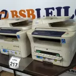 LOTE 217 - 02 IMPRESSORAS MULTIFUNCIONAIS  XEROX. (NO ESTADO) ATENÇÃO! FAZER A VISITAÇÃO ANTES DE ARREMATAR, NÃO SABEMOS SE FUNCIONA. LEILÃO NÃO TEM GARANTIA E NEM DEVOLUÇÃO, SUJEITO A POSSÍVEIS AVARIAS VISÍVEIS/OCULTAS E/OU AUSÊNCIA DE COMPONENTES.