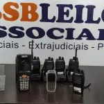 LOTE 231 - 05 RÁDIOS PX BAOFENG, 01 GRAVADOR DE VOZ, 01 LEITOR SOQUETE E 01 NOKIA 3220(NO ESTADO) ATENÇÃO! FAZER A VISITAÇÃO ANTES DE ARREMATAR, NÃO SABEMOS SE FUNCIONA. LEILÃO NÃO TEM GARANTIA E NEM DEVOLUÇÃO, SUJEITO A POSSÍVEIS AVARIAS VISÍVEIS/OCULTAS E/OU AUSÊNCIA DE COMPONENTES.