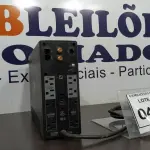 LOTE 043 - 01 APC UPS UNIT. (NO ESTADO EM QUE SE ENCONTRA. SUJEITO A AVARIAS OCULTAS/VISÍVEIS.) 3B1135X18504