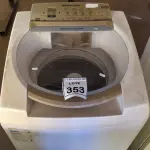 LOTE 353 - 01 MÁQUINA DE LAVAR ROUPAS BRASTEMP 9KG 220V. (NO ESTADO) ATENÇÃO! FAZER A VISITAÇÃO ANTES DE ARREMATAR, NÃO SABEMOS SE FUNCIONA. LEILÃO NÃO TEM GARANTIA E NEM DEVOLUÇÃO, SUJEITO A POSSÍVEIS AVARIAS VISÍVEIS/OCULTAS E/OU AUSÊNCIA DE COMPONENTES.