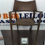 LOTE 063 - 01 CADEIRA DE JARDIM. (NO ESTADO EM QUE SE ENCONTRA. SUJEITO A AVARIAS OCULTAS/VISÍVEIS.) BH1581U