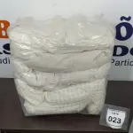 LOTE 023 - 01 SACO COM TRAVESSEIROS. (NO ESTADO EM QUE SE ENCONTRA. SUJEITO A AVARIAS OCULTAS/VISÍVEIS.)