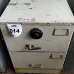 01 COFRE. (NO ESTADO EM QUE SE ENCONTRA. SUJEITO A AVARIAS OCULTAS/VISÍVEIS.) BH1466B