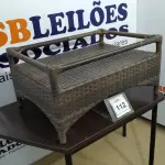 LOTE 112 - 01 MESA DE JARDIM. (NO ESTADO EM QUE SE ENCONTRA. SUJEITO A AVARIAS OCULTAS/VISÍVEIS.) AV9911V
