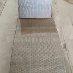 LOTE 128 - 01 ESPREGUIÇADEIRA. (NO ESTADO EM QUE SE ENCONTRA. SUJEITO A AVARIAS OCULTAS/VISÍVEIS.)  BH1521P