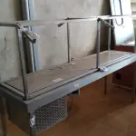 LOTE 404 - 01 BALCÃO REFRIGERADO COM PISTA FRIA. (NO ESTADO) ATENÇÃO! FAZER A VISITAÇÃO ANTES DE ARREMATAR, NÃO SABEMOS SE FUNCIONA. LEILÃO NÃO TEM GARANTIA E NEM DEVOLUÇÃO, SUJEITO A POSSÍVEIS AVARIAS VISÍVEIS/OCULTAS E/OU AUSÊNCIA DE COMPONENTES.