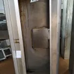 LOTE 416 - 01 COIFA EM INOX. (NO ESTADO) ATENÇÃO! FAZER A VISITAÇÃO ANTES DE ARREMATAR, NÃO SABEMOS SE FUNCIONA. LEILÃO NÃO TEM GARANTIA E NEM DEVOLUÇÃO, SUJEITO A POSSÍVEIS AVARIAS VISÍVEIS/OCULTAS E/OU AUSÊNCIA DE COMPONENTES.