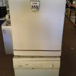 LOTE 355 - 02 LAVAS LOUÇAS SENDO 01 PHILCO E 01 BOSCH. (NO ESTADO) ATENÇÃO! FAZER A VISITAÇÃO ANTES DE ARREMATAR, NÃO SABEMOS SE FUNCIONA, LEILÃO NÃO TEM GARANTIA E NEM DEVOLUÇÃO, SUJEITO A POSSÍVEIS AVARIAS VISÍVEIS/OCULTAS E/OU AUSÊNCIA DE COMPONENTES.