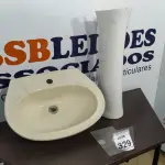 LOTE 329 - 01 PIA COM COLUNA. (NO ESTADO) ATENÇÃO! FAZER A VISITAÇÃO ANTES DE ARREMATAR, NÃO SABEMOS SE FUNCIONA. LEILÃO NÃO TEM GARANTIA E NEM DEVOLUÇÃO, SUJEITO A POSSÍVEIS AVARIAS VISÍVEIS/OCULTAS E/OU AUSÊNCIA DE COMPONENTES.