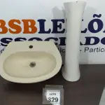LOTE 329 - 01 PIA COM COLUNA. (NO ESTADO) ATENÇÃO! FAZER A VISITAÇÃO ANTES DE ARREMATAR, NÃO SABEMOS SE FUNCIONA. LEILÃO NÃO TEM GARANTIA E NEM DEVOLUÇÃO, SUJEITO A POSSÍVEIS AVARIAS VISÍVEIS/OCULTAS E/OU AUSÊNCIA DE COMPONENTES.