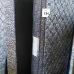 LOTE 124 - 01 COLCHÃO SOLTEIRO COM BASE. (NO ESTADO EM QUE SE ENCONTRA. SUJEITO A AVARIAS OCULTAS/VISÍVEIS.) BJ7221M