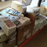 LOTE 339 - 01 LOTE COM GRANDE QUANTIDADE DE DISPENSER PARA SABÃO.(NO ESTADO) ATENÇÃO! FAZER A VISITAÇÃO ANTES DE ARREMATAR, NÃO SABEMOS SE FUNCIONA. LEILÃO NÃO TEM GARANTIA E NEM DEVOLUÇÃO, SUJEITO A POSSÍVEIS AVARIAS VISÍVEIS/OCULTAS E/OU AUSÊNCIA DE COMPONENTES.