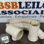 LOTE 285 - 02 CURVAS PARA ESGOTO DE 150MM E 02 TÊ DE ESGOTO DE 150X100MM. (NO ESTADO) ATENÇÃO! FAZER A VISITAÇÃO ANTES DE ARREMATAR, NÃO SABEMOS SE FUNCIONA. LEILÃO NÃO TEM GARANTIA E NEM DEVOLUÇÃO, SUJEITO A POSSÍVEIS AVARIAS VISÍVEIS/OCULTAS E/OU AUSÊNCIA DE COMPONENTES.