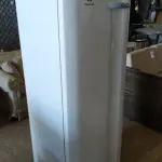 LOTE 107 - 01 FREEZER ELECTROLUX 220V.  (NO ESTADO EM QUE SE ENCONTRA. SUJEITO A AVARIAS OCULTAS/VISÍVEIS.) BF8510B