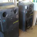LOTE 316 - 02 MÁQUINAS DE LIMPEZA DE TONNER ECOLASER 1000. (NO ESTADO) ATENÇÃO! FAZER A VISITAÇÃO ANTES DE ARREMATAR, NÃO SABEMOS SE FUNCIONA. LEILÃO NÃO TEM GARANTIA E NEM DEVOLUÇÃO, SUJEITO A POSSÍVEIS AVARIAS VISÍVEIS/OCULTAS E/OU AUSÊNCIA DE COMPONENTES.