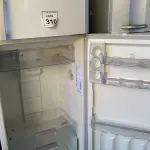 LOTE 310 - 01 GELADEIRA FROST FREE MARCA CONTINENTAL 220W. (NO ESTADO) ATENÇÃO! FAZER A VISITAÇÃO ANTES DE ARREMATAR, NÃO SABEMOS SE FUNCIONA. LEILÃO NÃO TEM GARANTIA E NEM DEVOLUÇÃO, SUJEITO A POSSÍVEIS AVARIAS VISÍVEIS/OCULTAS E/OU AUSÊNCIA DE COMPONENTES.