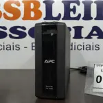 LOTE 017 - 01 APC UPS UNIT. (NO ESTADO EM QUE SE ENCONTRA. SUJEITO A AVARIAS OCULTAS/VISÍVEIS.)  3B1221X14980