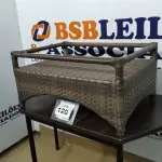 LOTE 120 - 01 MESA DE CENTRO DE JARDIM. (NO ESTADO EM QUE SE ENCONTRA. SUJEITO A AVARIAS OCULTAS/VISÍVEIS.) AV9405M