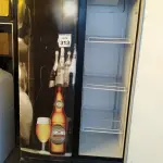 LOTE 313 - 01 CERVEJEIRA 02 PORTAS. (NO ESTADO) ATENÇÃO! FAZER A VISITAÇÃO ANTES DE ARREMATAR, NÃO SABEMOS SE FUNCIONA, LEILÃO NÃO TEM GARANTIA E NEM DEVOLUÇÃO, SUJEITO A POSSÍVEIS AVARIAS VISÍVEIS/OCULTAS E/OU AUSÊNCIA DE COMPONENTES.