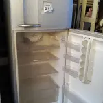 LOTE 311 - 01 GELADEIRA AIR FLOW SYSTEM DC 46 220W. (NO ESTADO) ATENÇÃO! FAZER A VISITAÇÃO ANTES DE ARREMATAR, NÃO SABEMOS SE FUNCIONA. LEILÃO NÃO TEM GARANTIA E NEM DEVOLUÇÃO, SUJEITO A POSSÍVEIS AVARIAS VISÍVEIS/OCULTAS E/OU AUSÊNCIA DE COMPONENTES.