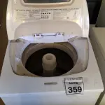 LOTE 359 - 01 MÁQUINA DE LAVAR MARCA BRASTEMP 5KG. (NO ESTADO) ATENÇÃO! FAZER A VISITAÇÃO ANTES DE ARREMATAR, NÃO SABEMOS SE FUNCIONA. LEILÃO NÃO TEM GARANTIA E NEM DEVOLUÇÃO, SUJEITO A POSSÍVEIS AVARIAS VISÍVEIS/OCULTAS E/OU AUSÊNCIA DE COMPONENTES.