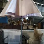 LOTE 086 - 01 GUARDA SOL (UMBRELLA). (NO ESTADO EM QUE SE ENCONTRA. SUJEITO A AVARIAS OCULTAS/VISÍVEIS.) BH1589T