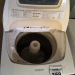 LOTE 359 - 01 MÁQUINA DE LAVAR MARCA BRASTEMP 5KG. (NO ESTADO) ATENÇÃO! FAZER A VISITAÇÃO ANTES DE ARREMATAR, NÃO SABEMOS SE FUNCIONA. LEILÃO NÃO TEM GARANTIA E NEM DEVOLUÇÃO, SUJEITO A POSSÍVEIS AVARIAS VISÍVEIS/OCULTAS E/OU AUSÊNCIA DE COMPONENTES.