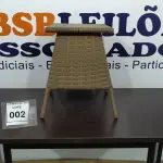 LOTE 002 - 01 MESA DE CANTO DE JARDIM. (NO ESTADO EM QUE SE ENCONTRA. SUJEITO A AVARIAS OCULTAS/VISÍVEIS.) BH1523L