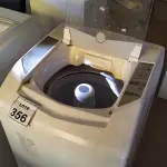 LOTE 356 - 01 MÁQUINA DE LAVAR ROUPAS BRASTEMP 8KG 127V. (NO ESTADO) ATENÇÃO! FAZER A VISITAÇÃO ANTES DE ARREMATAR, NÃO SABEMOS SE FUNCIONA. LEILÃO NÃO TEM GARANTIA E NEM DEVOLUÇÃO, SUJEITO A POSSÍVEIS AVARIAS VISÍVEIS/OCULTAS E/OU AUSÊNCIA DE COMPONENTES.