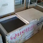 LOTE 370 - 01 FREEZER HORIZONTAL 02 TAMPAS. (NO ESTADO) ATENÇÃO! FAZER A VISITAÇÃO ANTES DE ARREMATAR, NÃO SABEMOS SE FUNCIONA. LEILÃO NÃO TEM GARANTIA E NEM DEVOLUÇÃO, SUJEITO A POSSÍVEIS AVARIAS VISÍVEIS/OCULTAS E/OU AUSÊNCIA DE COMPONENTES.
