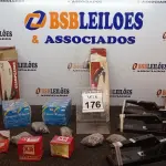 LOTE 176 - 01 LOTE COM VÁRIOS GRAMPEADORES NOVOS E GRANDE QUANTIDADE DE CLIPS E COLCHETES. (NO ESTADO) ATENÇÃO! FAZER A VISITAÇÃO ANTES DE ARREMATAR, NÃO SABEMOS SE FUNCIONA, LEILÃO NÃO TEM GARANTIA E NEM DEVOLUÇÃO, SUJEITO A POSSÍVEIS AVARIAS VISÍVEIS/OCULTAS E/OU AUSÊNCIA DE COMPONENTES.