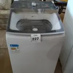 LOTE 227 -  01 MÁQUINA DE LAVAR ROUPAS BRASTEMP 12KG 220V. (NO ESTADO EM QUE SE ENCONTRA. SUJEITO A AVARIAS OCULTAS/VISÍVEIS.)  BF8668C