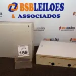 LOTE 159 - 02 QUADROS DE DISTRIBUIÇÃO DE METAL. (NO ESTADO) ATENÇÃO! FAZER A VISITAÇÃO ANTES DE ARREMATAR, NÃO SABEMOS SE FUNCIONA, LEILÃO NÃO TEM GARANTIA E NEM DEVOLUÇÃO, SUJEITO A POSSÍVEIS AVARIAS VISÍVEIS/OCULTAS E/OU AUSÊNCIA DE COMPONENTES.