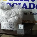 LOTE 187 -  01 SACO COM CORTINAS. (NO ESTADO EM QUE SE ENCONTRA. SUJEITO A AVARIAS OCULTAS/VISÍVEIS.)  