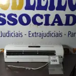 LOTE 185 - 01 EVAPORADORA 12.000BTUS. (NO ESTADO EM QUE SE ENCONTRA. SUJEITO A AVARIAS OCULTAS/VISÍVEIS.)  AV9866M