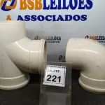 LOTE 221 - 01 TÊ DE ESGOTO DN 200MM E 01 JOELHO ESGOTO DN 200MM. (NO ESTADO) ATENÇÃO! FAZER A VISITAÇÃO ANTES DE ARREMATAR, NÃO SABEMOS SE FUNCIONA. LEILÃO NÃO TEM GARANTIA E NEM DEVOLUÇÃO, SUJEITO A POSSÍVEIS AVARIAS VISÍVEIS/OCULTAS E/OU AUSÊNCIA DE COMPONENTES.