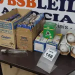 LOTE 148 - 01 LOTE COM GRANDE QUANTIDADE DE LÂMPADAS DE MARCAS E MODELOS DIVERSOS. (NO ESTADO) ATENÇÃO! FAZER A VISITAÇÃO ANTES DE ARREMATAR, NÃO SABEMOS SE FUNCIONA, LEILÃO NÃO TEM GARANTIA E NEM DEVOLUÇÃO, SUJEITO A POSSÍVEIS AVARIAS VISÍVEIS/OCULTAS E/OU AUSÊNCIA DE COMPONENTES.
