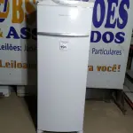 LOTE 194 -  01 FREEZER VERTICAL BRASTEMP 220V. (NO ESTADO EM QUE SE ENCONTRA. SUJEITO A AVARIAS OCULTAS/VISÍVEIS.)  AV9814Y