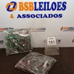 LOTE 151 - 02 PLACAS MÃE. (NO ESTADO) ATENÇÃO! FAZER A VISITAÇÃO ANTES DE ARREMATAR, NÃO SABEMOS SE FUNCIONA, LEILÃO NÃO TEM GARANTIA E NEM DEVOLUÇÃO, SUJEITO A POSSÍVEIS AVARIAS VISÍVEIS/OCULTAS E/OU AUSÊNCIA DE COMPONENTES.