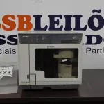 LOTE 123 - 01 IMPRESSORA E GRAVADORA DE CD E DVD PP100 II MARCA EPSON. (NO ESTADO) ATENÇÃO! FAZER A VISITAÇÃO ANTES DE ARREMATAR, NÃO SABEMOS SE FUNCIONA, LEILÃO NÃO TEM GARANTIA E NEM DEVOLUÇÃO, SUJEITO A POSSÍVEIS AVARIAS VISÍVEIS/OCULTAS E/OU AUSÊNCIA DE COMPONENTES.