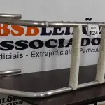 LOTE 124 - 01 ESCADA PARA PISCINA. (NO ESTADO) ATENÇÃO! FAZER A VISITAÇÃO ANTES DE ARREMATAR, NÃO SABEMOS SE FUNCIONA, LEILÃO NÃO TEM GARANTIA E NEM DEVOLUÇÃO, SUJEITO A POSSÍVEIS AVARIAS VISÍVEIS/OCULTAS E/OU AUSÊNCIA DE COMPONENTES.