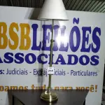 LOTE 214 - 01 ABAJUR. (NO ESTADO EM QUE SE ENCONTRA. SUJEITO A AVARIAS OCULTAS/VISÍVEIS.)  BJ6991D