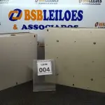 LOTE 004 - 02 QUADROS DE DISTRIBUIÇÃO DE METAL SENDO 01 COM PLACA ELETRÔNICA. (NO ESTADO) ATENÇÃO! FAZER A VISITAÇÃO ANTES DE ARREMATAR, NÃO SABEMOS SE FUNCIONA, LEILÃO NÃO TEM GARANTIA E NEM DEVOLUÇÃO, SUJEITO A POSSÍVEIS AVARIAS VISÍVEIS/OCULTAS E/OU AUSÊNCIA DE COMPONENTES.
