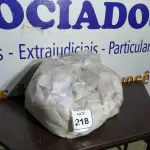 LOTE 218 -  01 SACO COM CORTINAS. (NO ESTADO EM QUE SE ENCONTRA. SUJEITO A AVARIAS OCULTAS/VISÍVEIS.)  