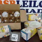 LOTE 087 - 10 LÂMPADAS INFRAVERMELHA MARCA PHILIPS E 06 LÂMPADAS A VAPOR METÁLICO 400W MARCA EMPALUX. (NO ESTADO) ATENÇÃO! FAZER A VISITAÇÃO ANTES DE ARREMATAR, NÃO SABEMOS SE FUNCIONA, LEILÃO NÃO TEM GARANTIA E NEM DEVOLUÇÃO, SUJEITO A POSSÍVEIS AVARIAS VISÍVEIS/OCULTAS E/OU AUSÊNCIA DE COMPONENTES.