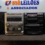 LOTE 104 - 02 APARELHOS DE SOM E 06 CAIXAS AVULSAS. (NO ESTADO) ATENÇÃO! FAZER A VISITAÇÃO ANTES DE ARREMATAR, NÃO SABEMOS SE FUNCIONA. LEILÃO NÃO TEM GARANTIA E NEM DEVOLUÇÃO, SUJEITO A POSSÍVEIS AVARIAS VISÍVEIS/OCULTAS E/OU AUSÊNCIA DE COMPONENTES.