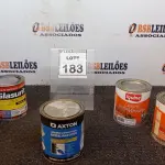 LOTE 183 - 02 LATAS DE ESMALTE SINTÉTICO 900ML CADA COR MARROM CONHAQUE MARCA IQUINE, 01 LATA DE ESMALTE SINTÉTICO 900ML NA COR FOSCO GRAFITE ESCURO MARCA GLASURIT, 01 LATA DE ADESIVO ESTRUTURAL EPÓXI PASTOSO 1KG MARCA AXTON E 01 LATA DE MASSA RÁPIDA 1,25KG MARCA ROYAL . (NO ESTADO) ATENÇÃO! FAZER A VISITAÇÃO ANTES DE ARREMATAR, NÃO SABEMOS SE FUNCIONA, LEILÃO NÃO TEM GARANTIA E NEM DEVOLUÇÃO, SUJEITO A POSSÍVEIS AVARIAS VISÍVEIS/OCULTAS E/OU AUSÊNCIA DE COMPONENTES.