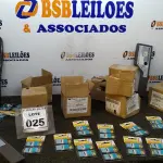 LOTE 025 - 04 DETECTORES DE METAL E GRANDE QUANTIDADE DE MARCADORES ADESIVOS. (NO ESTADO) ATENÇÃO! FAZER A VISITAÇÃO ANTES DE ARREMATAR, NÃO SABEMOS SE FUNCIONA, LEILÃO NÃO TEM GARANTIA E NEM DEVOLUÇÃO, SUJEITO A POSSÍVEIS AVARIAS VISÍVEIS/OCULTAS E/OU AUSÊNCIA DE COMPONENTES.